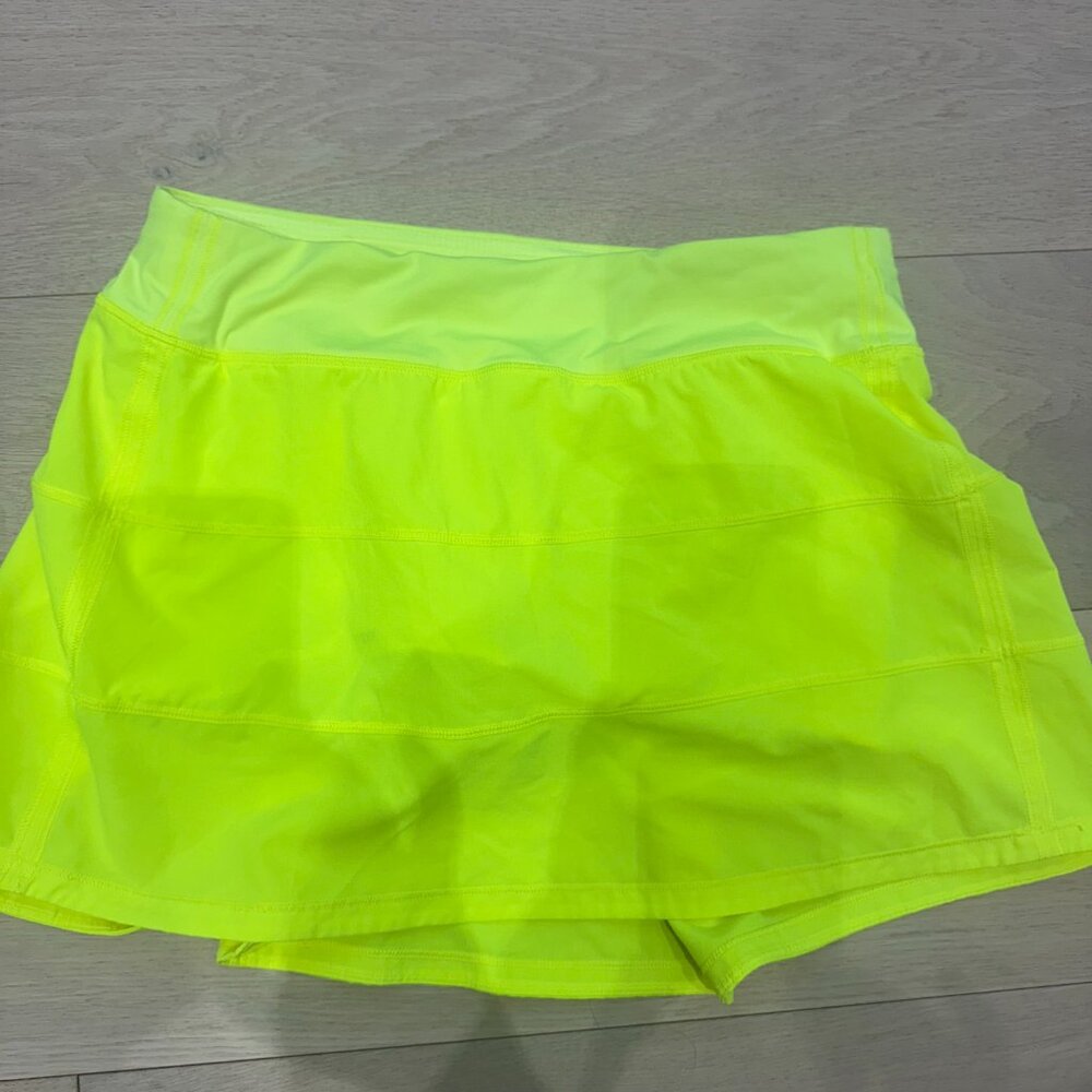Lululemon Women's Lime Neon Skort - Size 8, Excellent Condition!